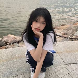 日本人妻久久久精品中文字幕免费
